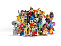 8-Minifigure Display Case – Red 5006151, Minifigures
