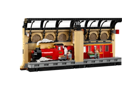 LEGO Book Nook: Hogwarts™ Express (76450)